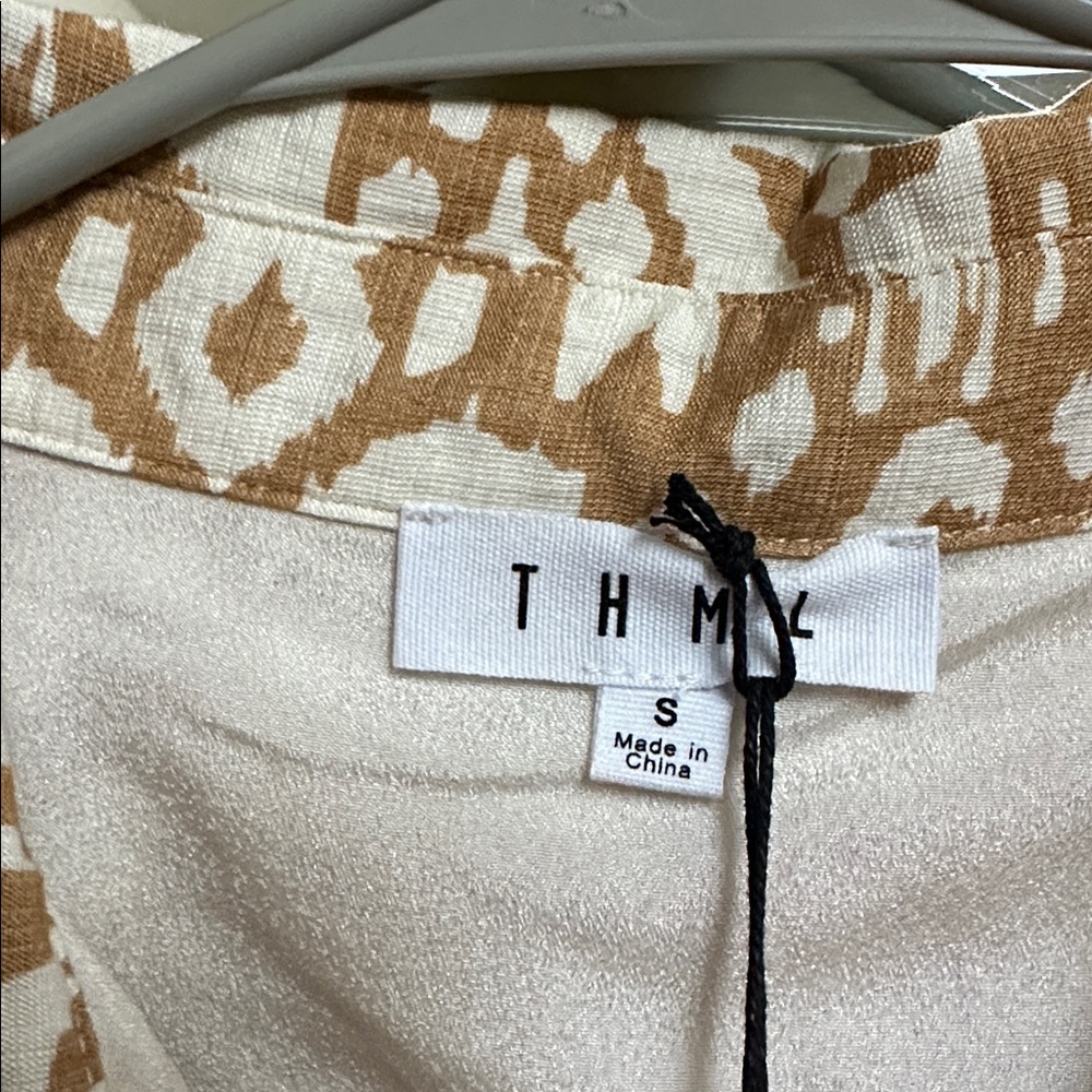 THML Tan and White Patterned Dress - Picture 2 of 6